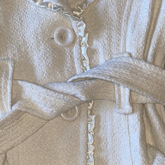 Me Jane Cream Faux Fur Polyester Coat Size Medium - Picture 3 of 6